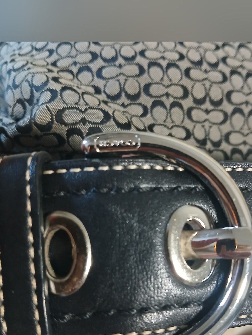NWOT- Y2k Authentic Coach Soho Hobo Shoulder Bag F10923 - Picture 9 of 10